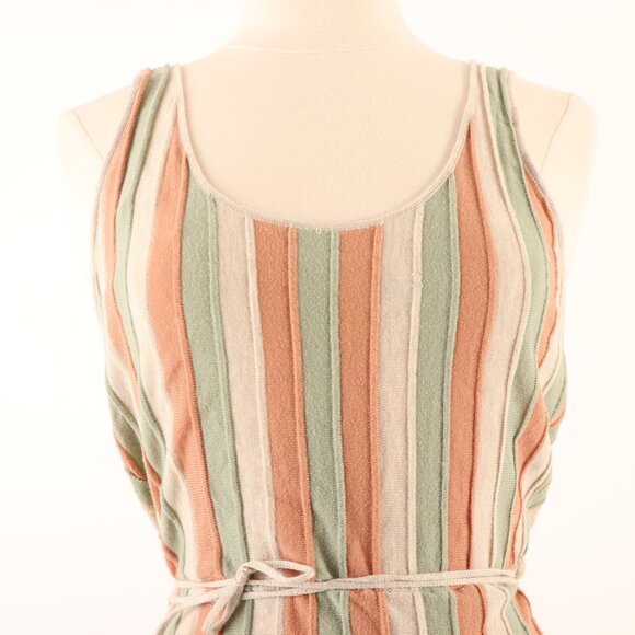 Boutique Dress- Perfect for Renaissance Fair - Picture 2 of 10